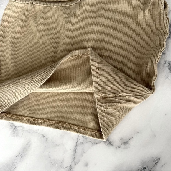 Beige One Shoulder Rib-knit Crop Top‎ - Picture 2 of 4